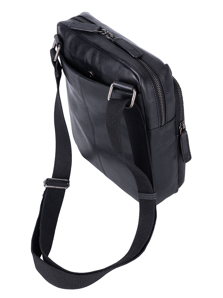 Cellini Woodbridge Large Tablet Crossbody | Black