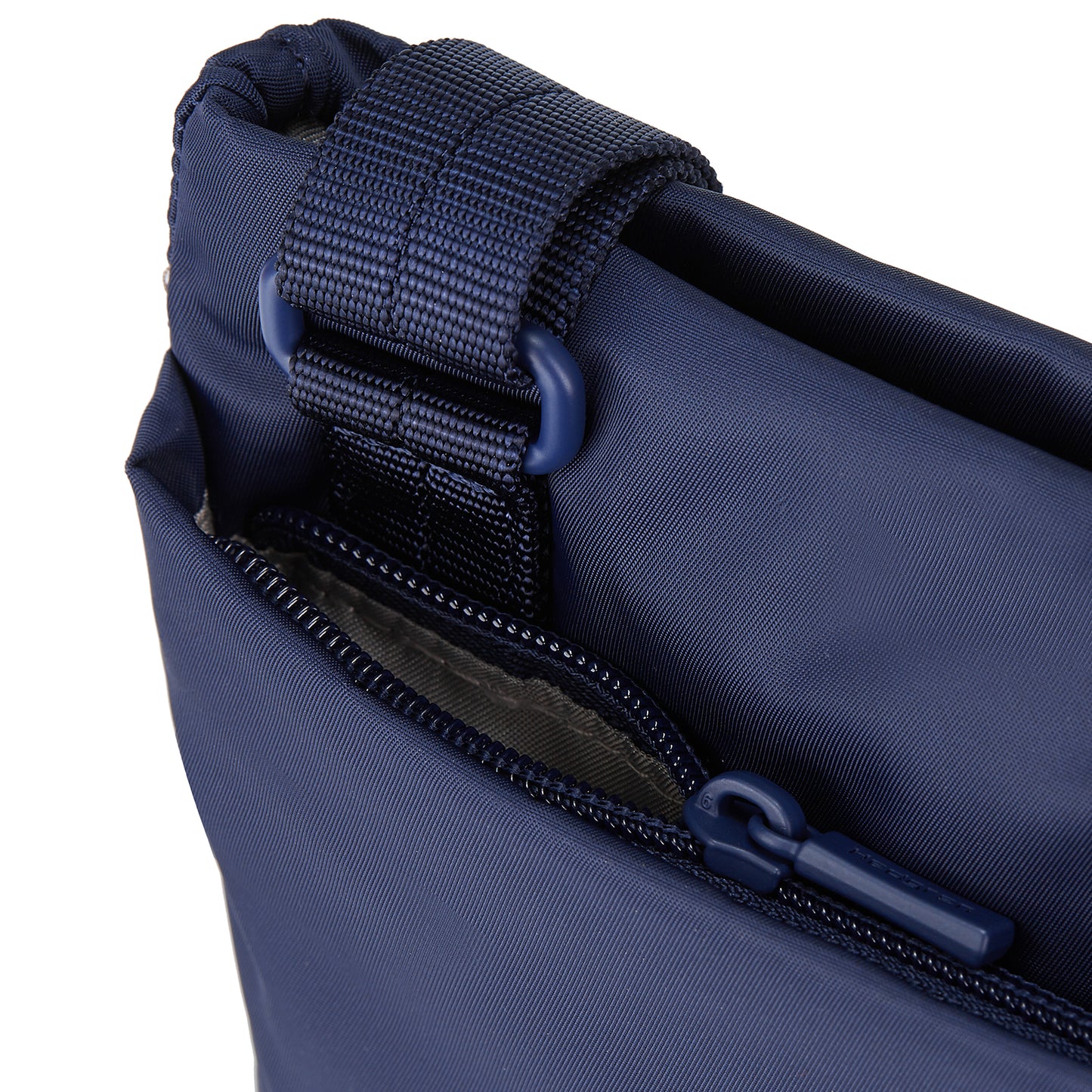Inner City - LEONCE | Small Vertical Crossbody + RFID | Total Eclipse