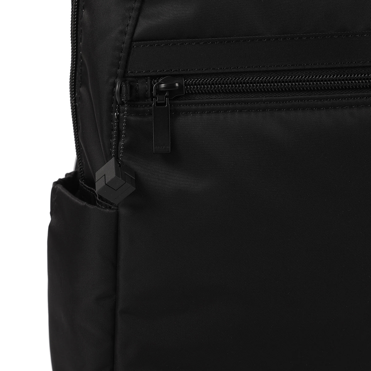 Inner City - VOGUE XXL | Backpack XXL 14" + RFID | Black