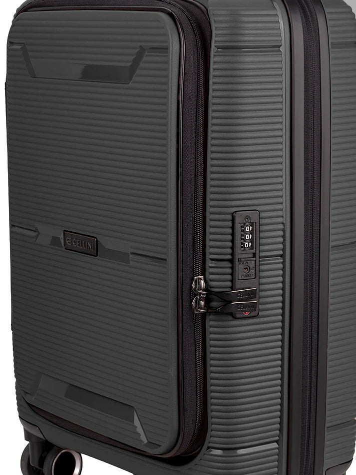 Cellini Ipak 4 Wheel Carry On Trolley Case | Black