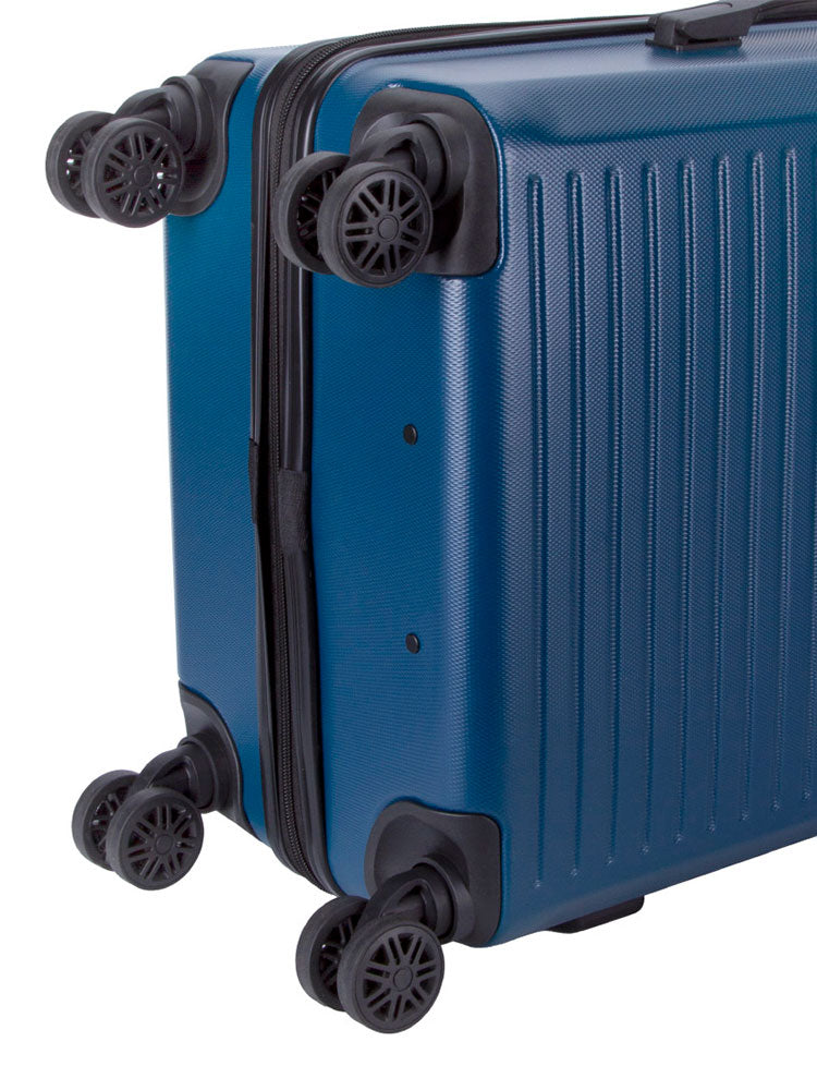 Voyager | Mahe Medium 4 Wheel Trolley Case | Navy Blue